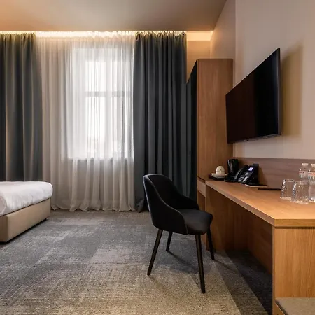 Maestral Hotel